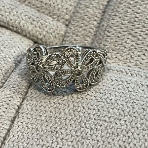 Lia Sophia Daisy Ring